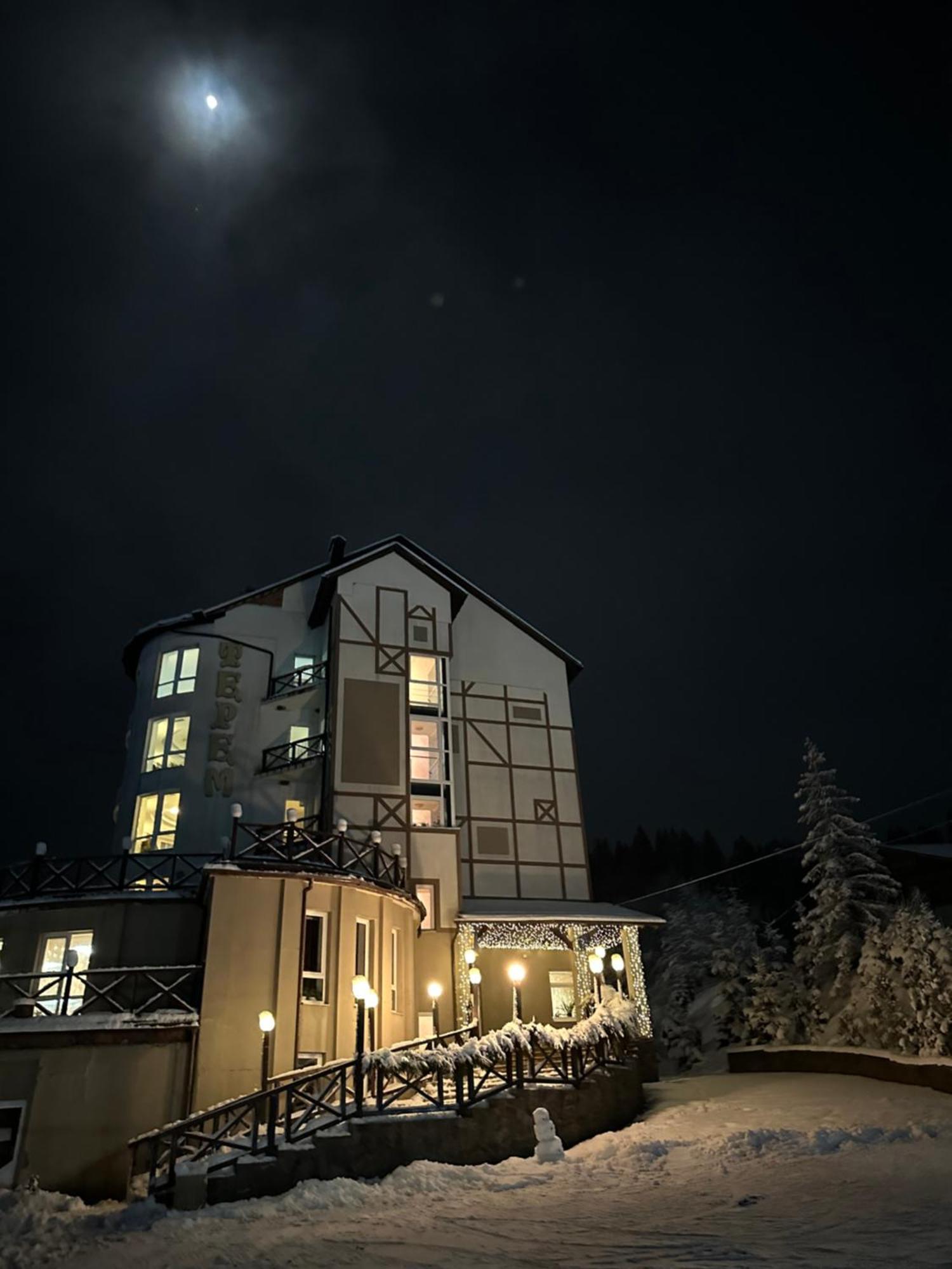 Hotel Terem Sławsko Zewnętrze zdjęcie